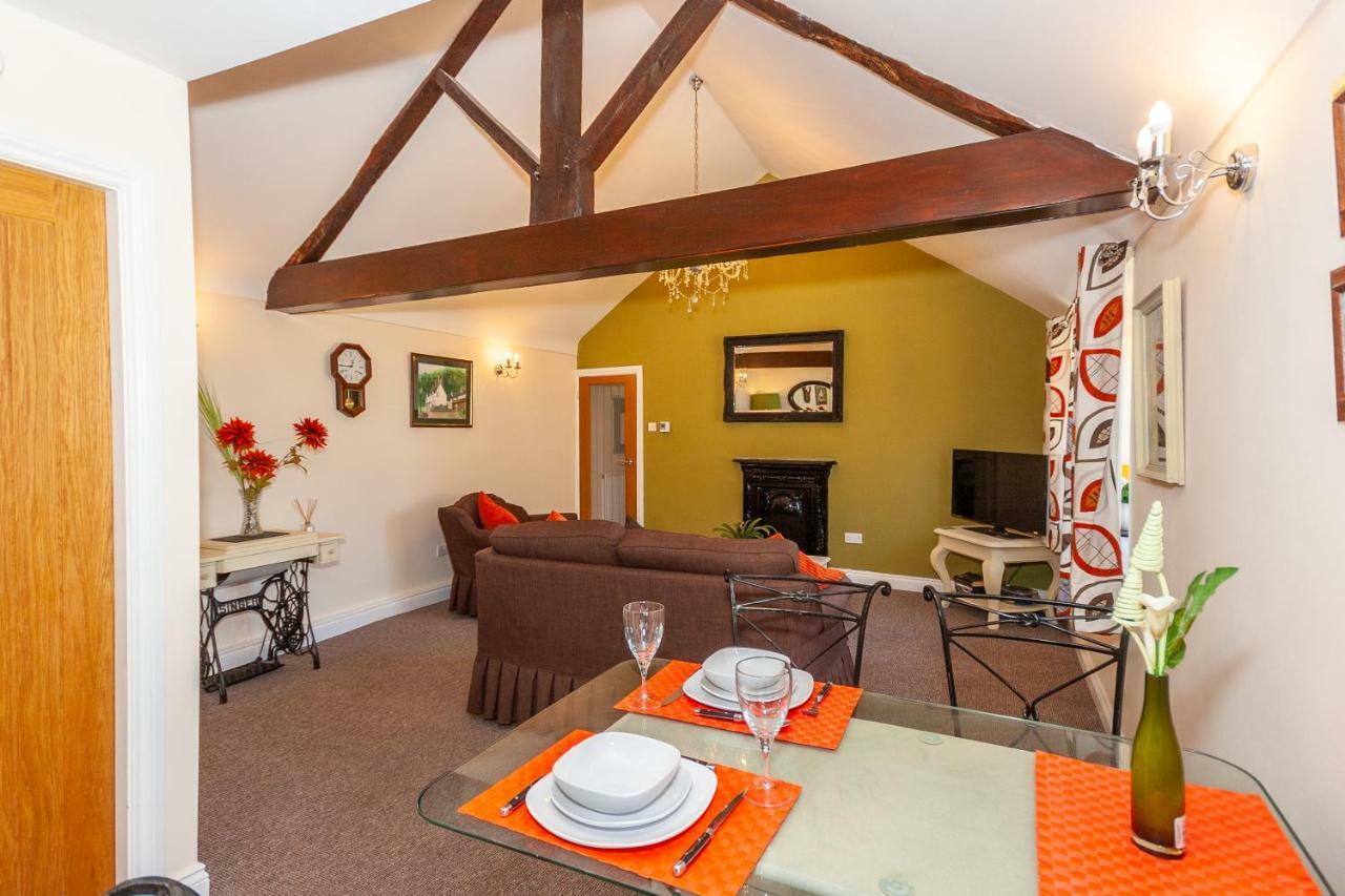 Bodafon Hall Cottages Llandudno Exterior foto